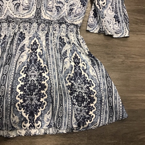 Alice + Olivia Jolene Paisley Print Dress 0 - Picture 5 of 7